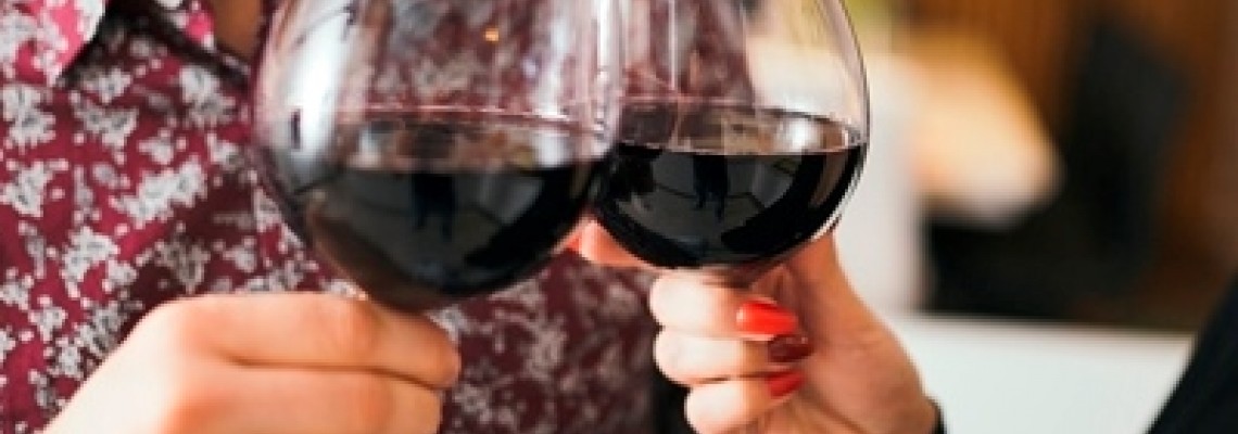 Дали червеното вино Ви помага да отслабнете?