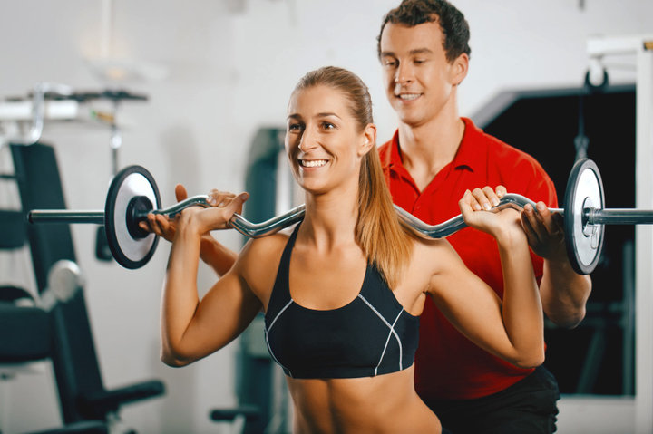 Всеки успешен фитнес клуб трябва да разполага с висококвалифициран професионален фитнес инструктор.