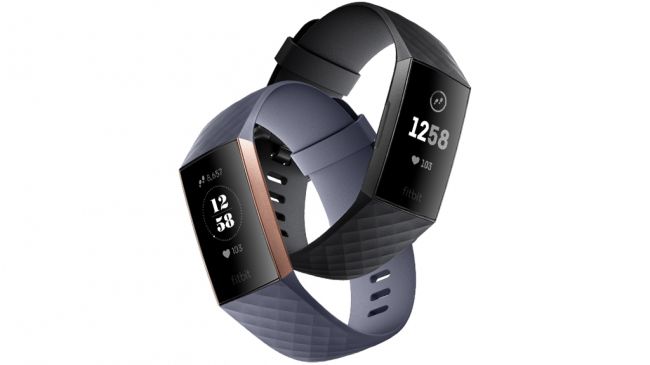 По-добър от Fitbit Charge 2, Charge 3 е най-новото устройство на Fitbit и има по-лек дизайн, който изглежда по-добре на китката.